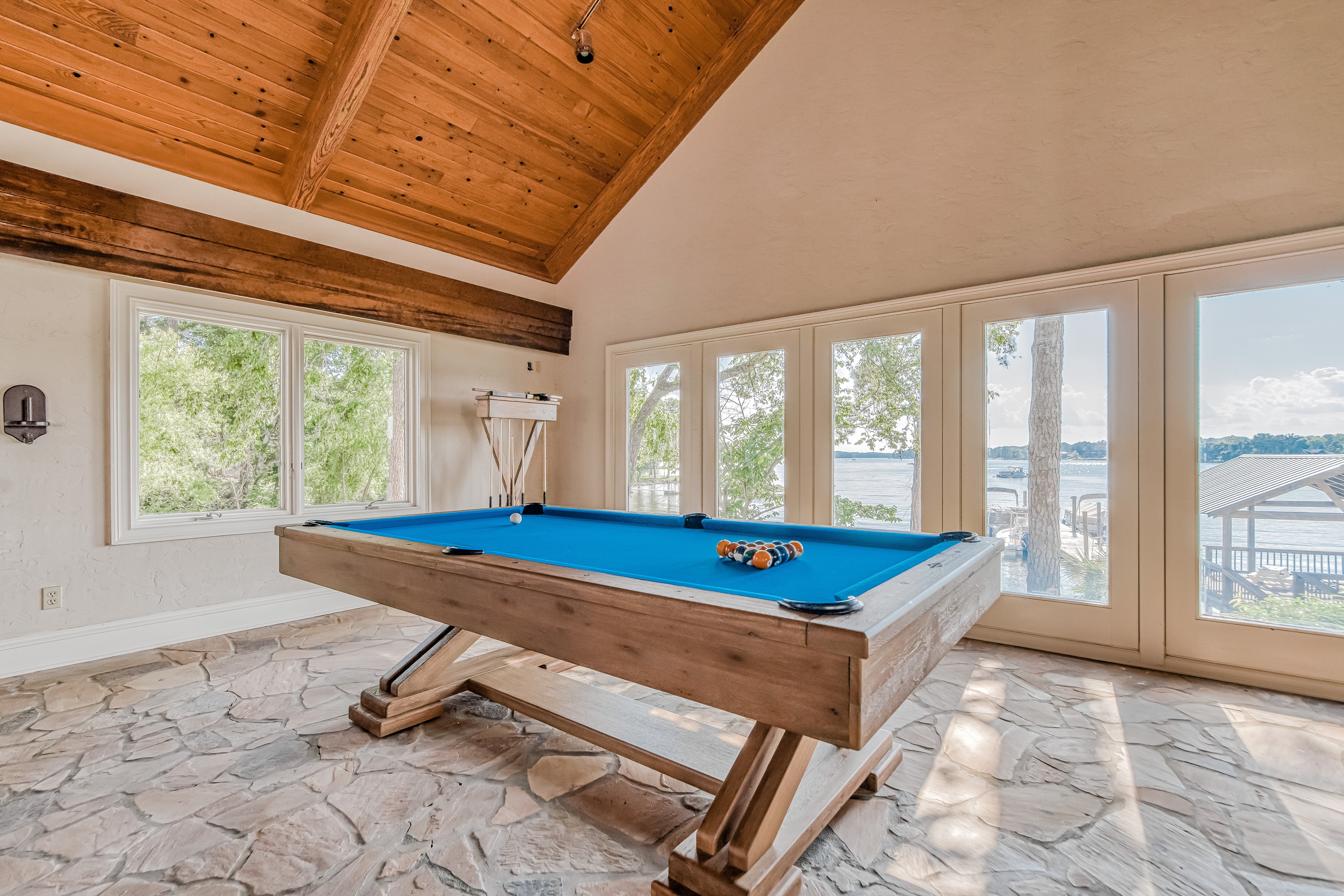 bow real estate photography-34